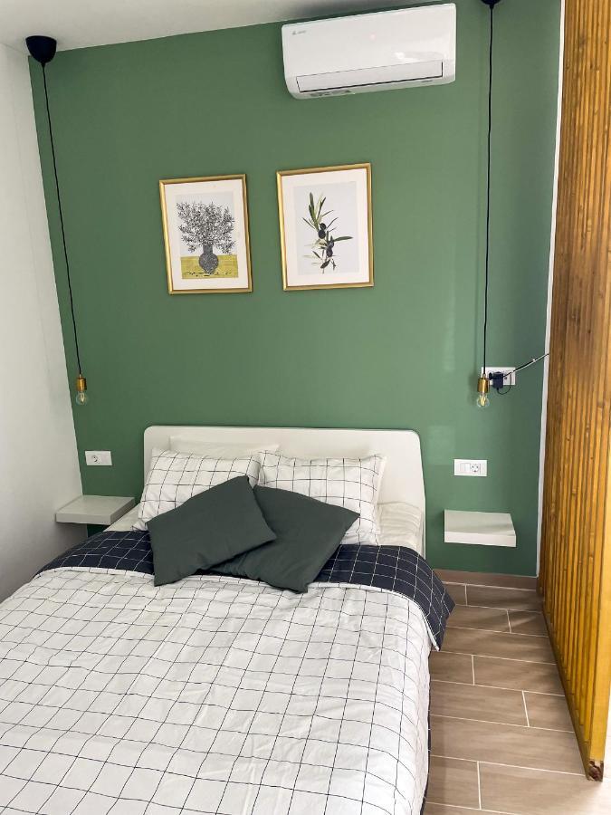 Modern Studio Overlooking Downtown Makarska Kültér fotó